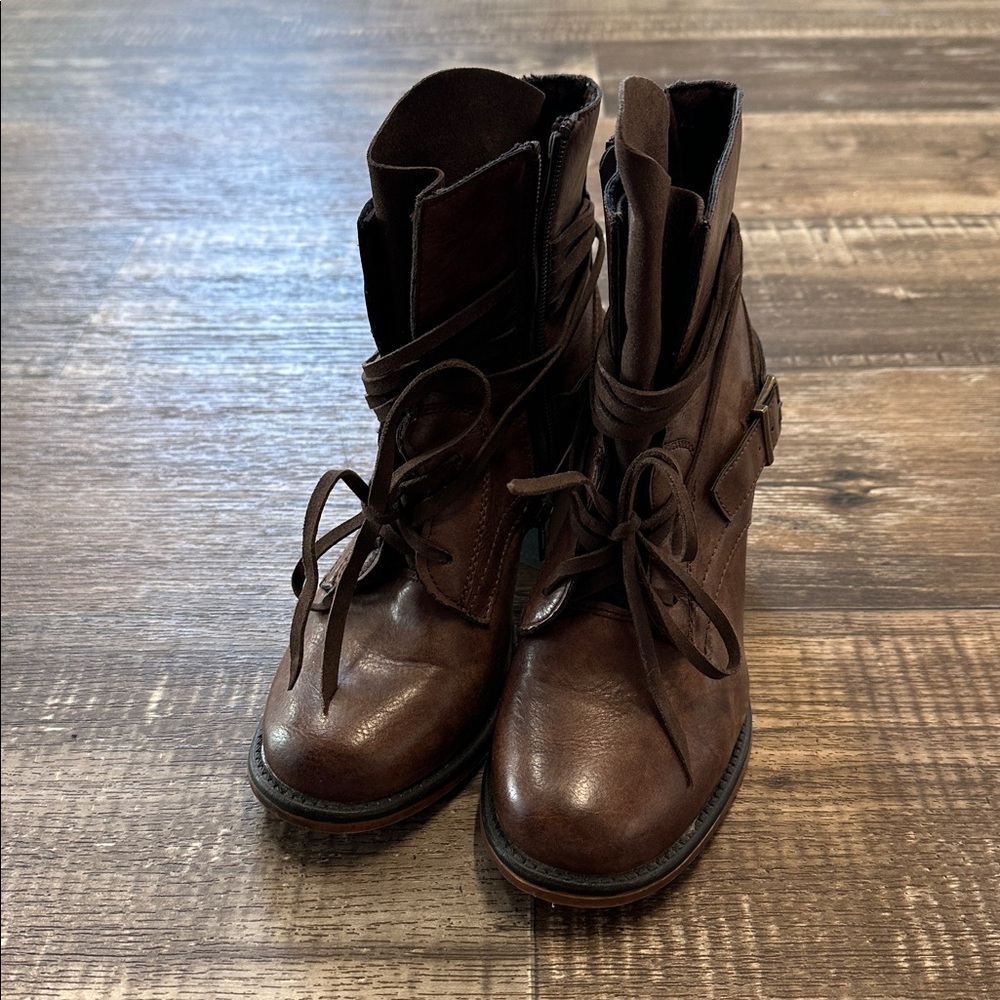 Like new Jelly pop boot size 7.5